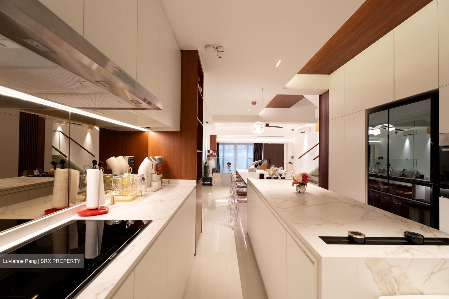 West Coast Walk (D5), Terrace #504163381